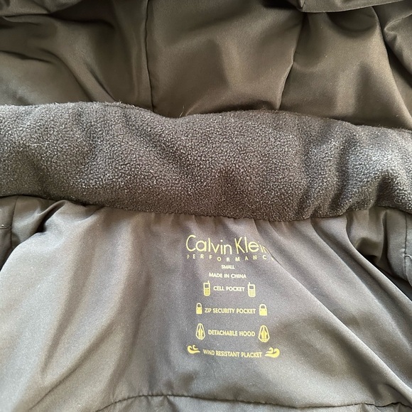 Calvin Klein Full Zip Puffer Vest detachable hood cell phone & secret pocket Sm - Picture 4 of 15